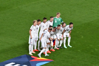 Čeští fotbalisté poprvé pod vedením prvního zahraničního kouče prohráli 1:2