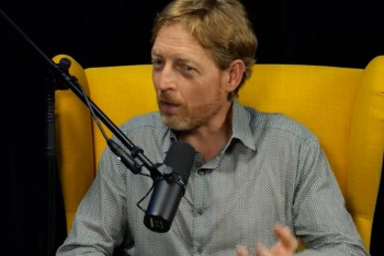 Pandemie jako byznys? Janeček žádá sebereflexi společnosti