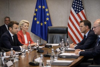 Závislost Evropy na USA brzdí její vlastní hlas ve světě