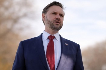 Vance v pasti! Trump posílá nováčka do íránské krize