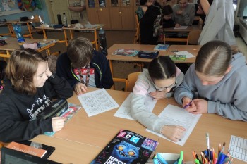 Školáci  objevovali poklady ukryté v elektro-spotřebičích