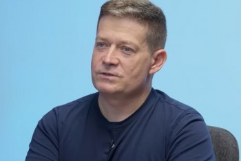 Čtvrt miliardy ročně vyhozené z okna. Nacher udeřil na ČT